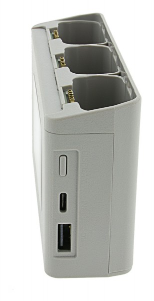 BC-JMI2B Triple Akkuladegerät